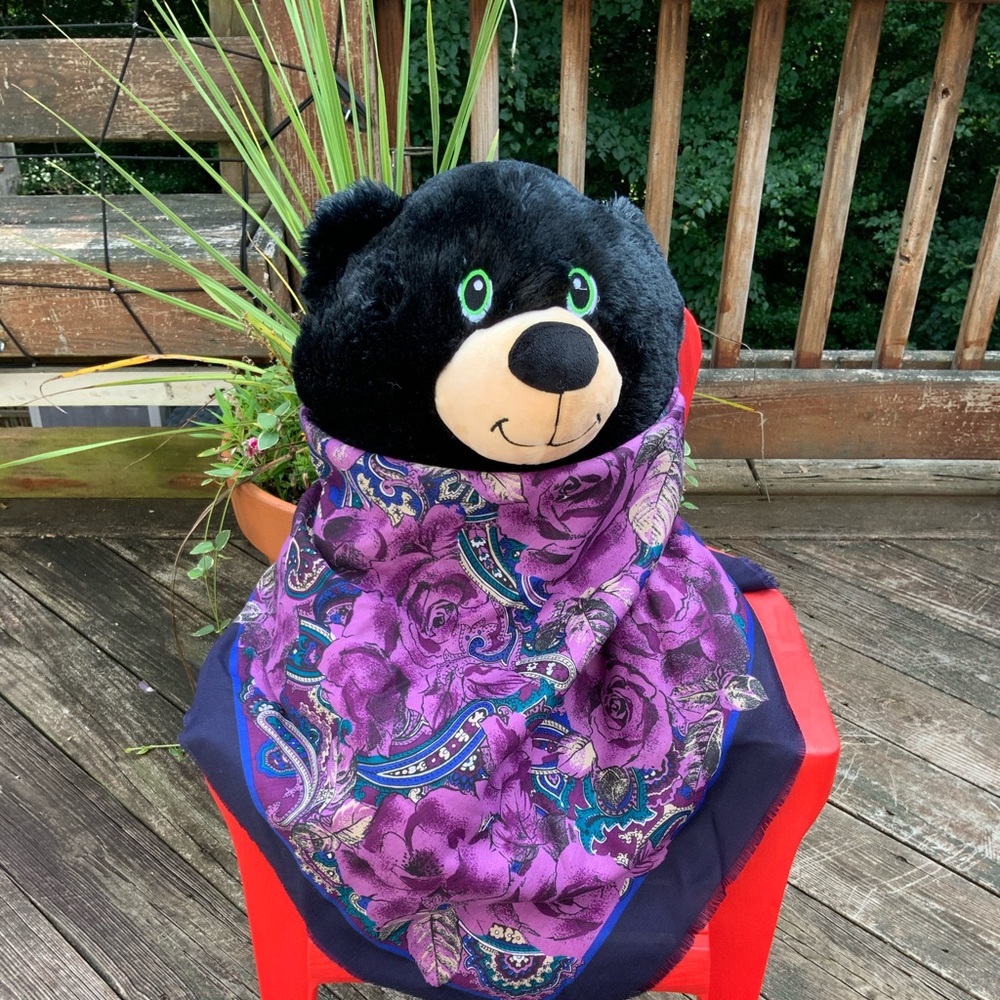 Woman’s scarf cotton poly blend